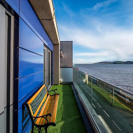 Luxe Riverside Duplex Penthouse, Amazing Views With 2 X Balcony, 3 X King Bedrooms, 2 X Bathrooms, Fully Equipped, River And City Views, Poker Table Plus Games, Free Parking, 10 Min To Uni And 5 Mins To Supermarket, Car Hire Available Poa Dundee Exterior foto