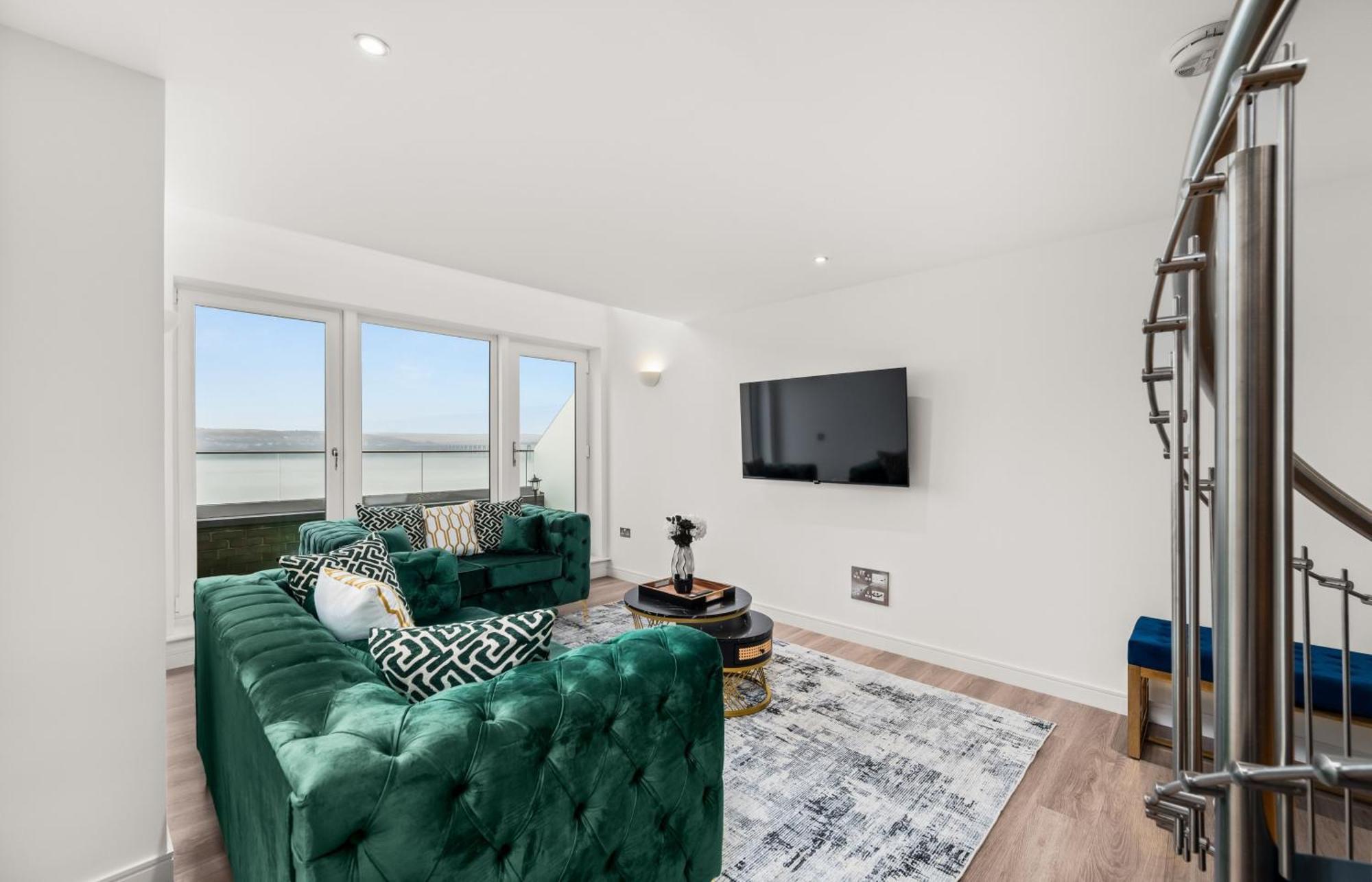 Luxe Riverside Duplex Penthouse, Amazing Views With 2 X Balcony, 3 X King Bedrooms, 2 X Bathrooms, Fully Equipped, River And City Views, Poker Table Plus Games, Free Parking, 10 Min To Uni And 5 Mins To Supermarket, Car Hire Available Poa Dundee Exterior foto